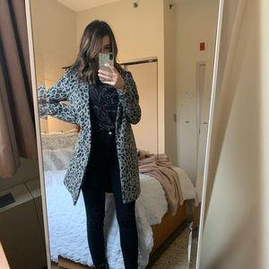 Meet your Posher, Lois